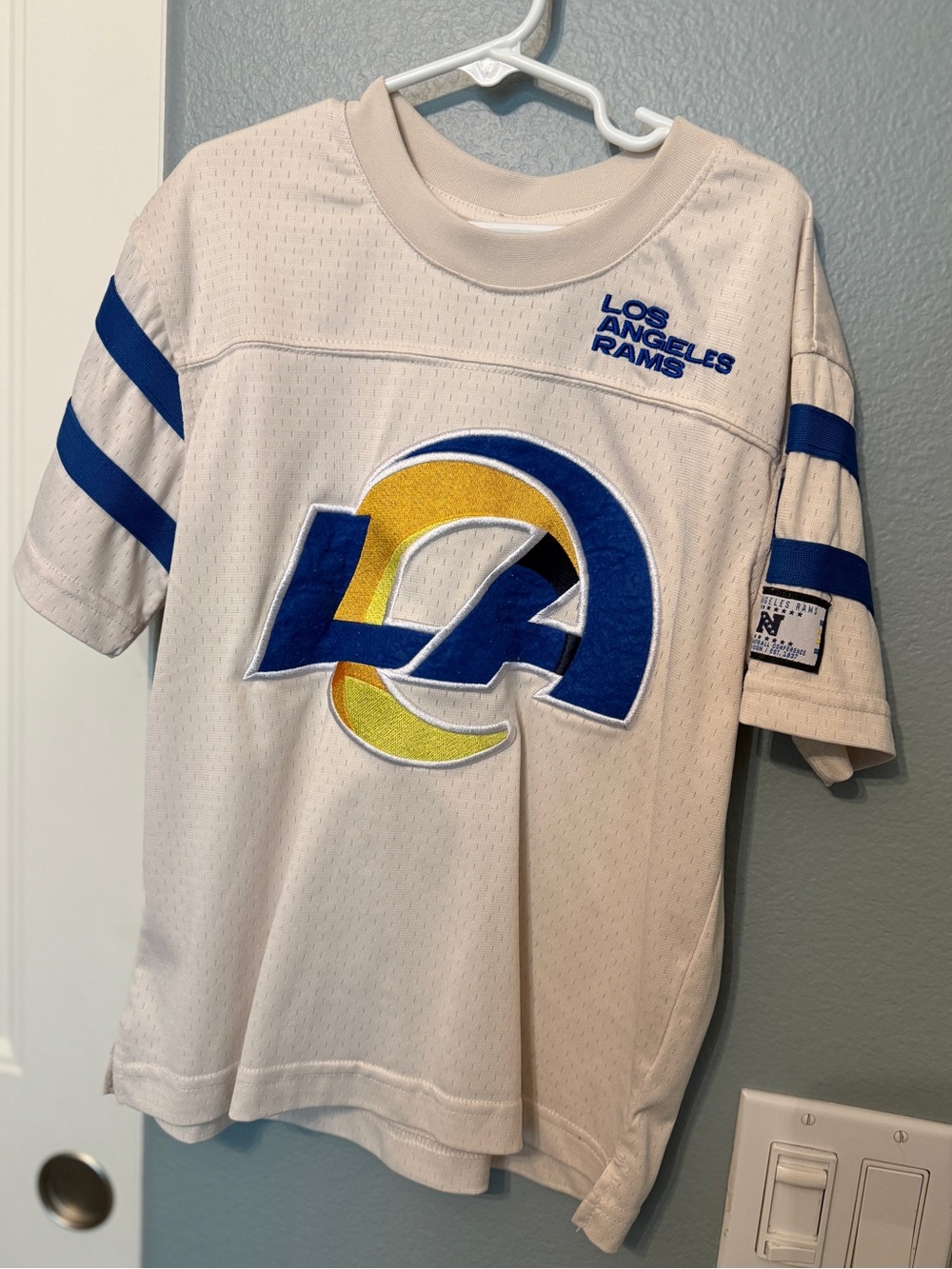 Kids NFL Ultra Game Los Angeles Rams Short Sleeve Jersey Top like new